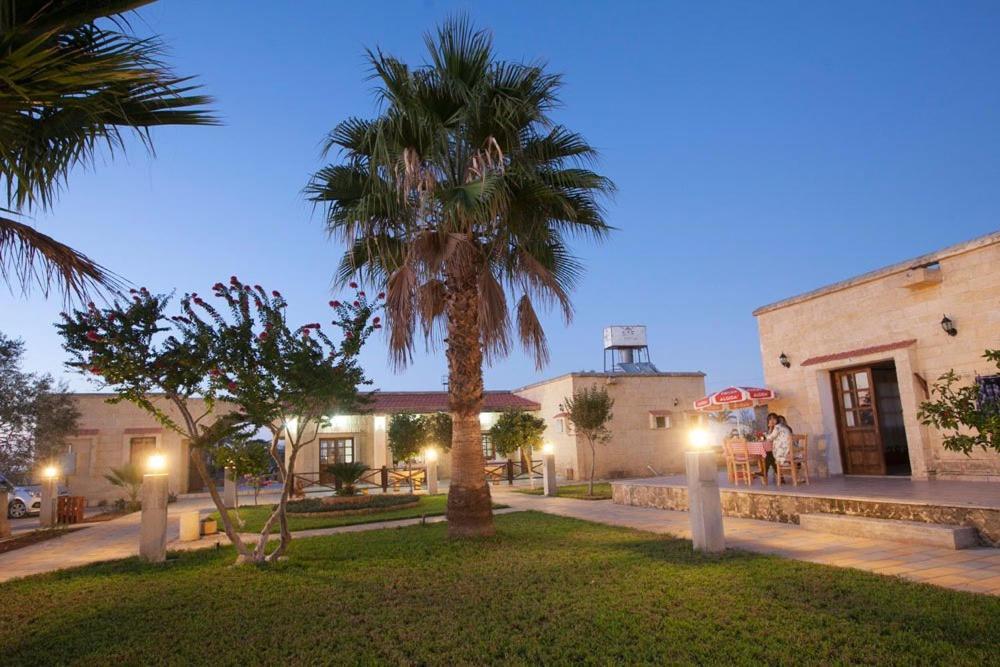 Glaro Garden Hotel Agia Trias Bagian luar foto