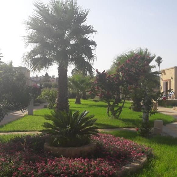 Glaro Garden Hotel Agia Trias Bagian luar foto